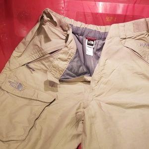 ski pants  Only worn twice doing the Winter time